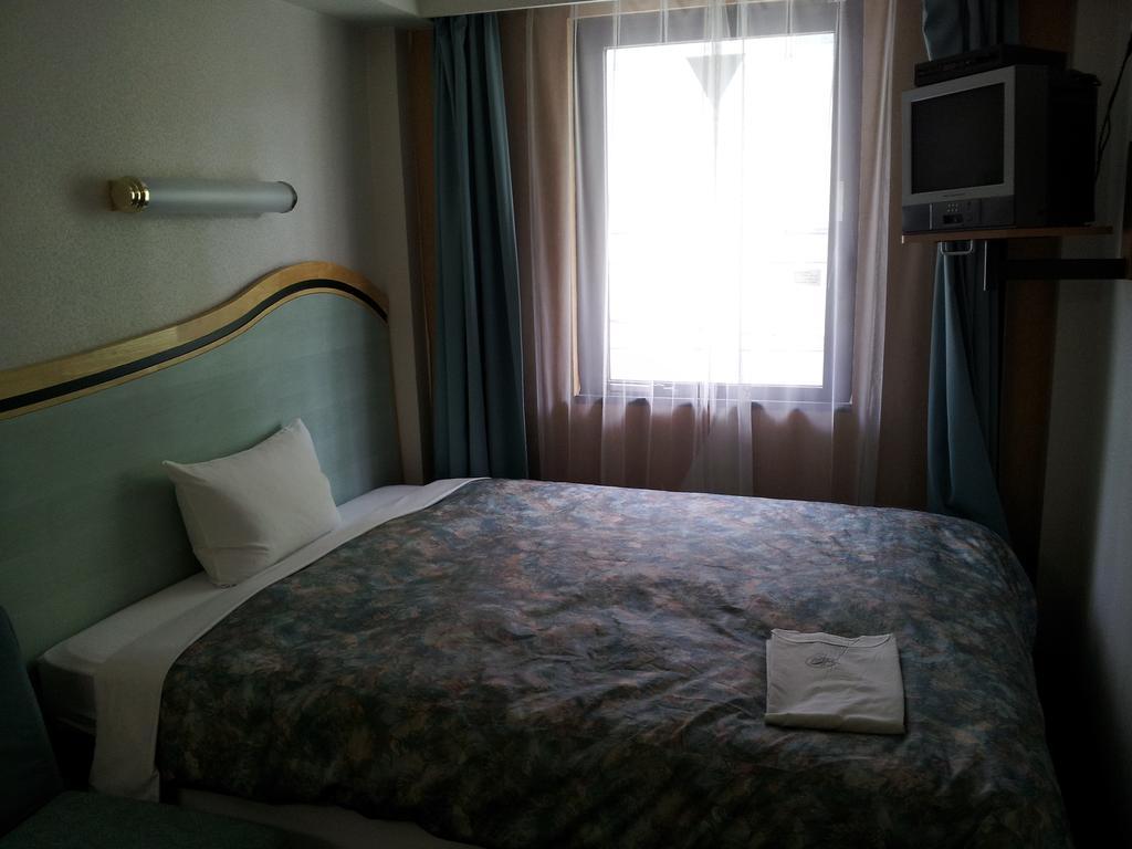 Family Inn Fifty'S Ōsaka Exterior foto